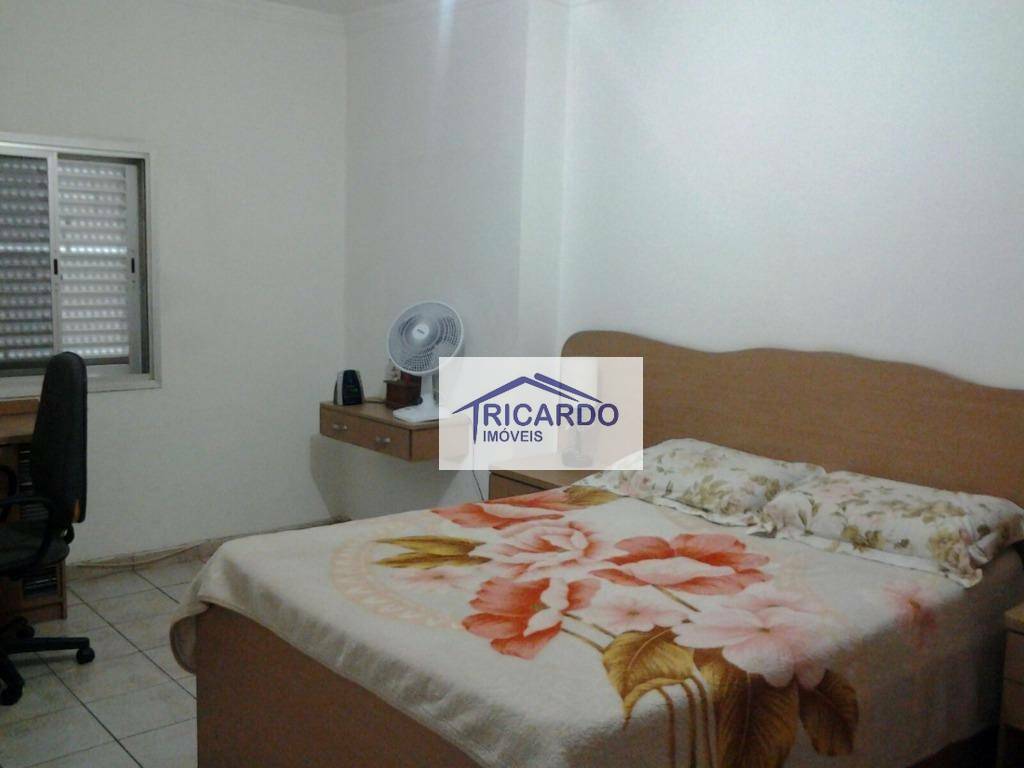 Apartamento à venda com 3 quartos, 127m² - Foto 17