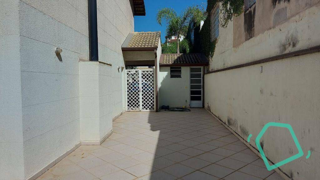 Casa de Condomínio à venda com 3 quartos, 200m² - Foto 13