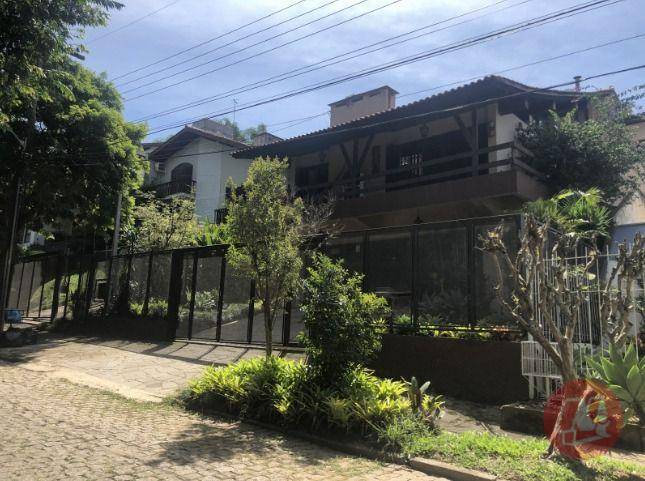 Casa, 6 quartos, 918 m² - Foto 1