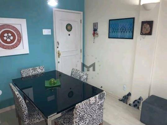 Apartamento à venda com 2 quartos, 85m² - Foto 1