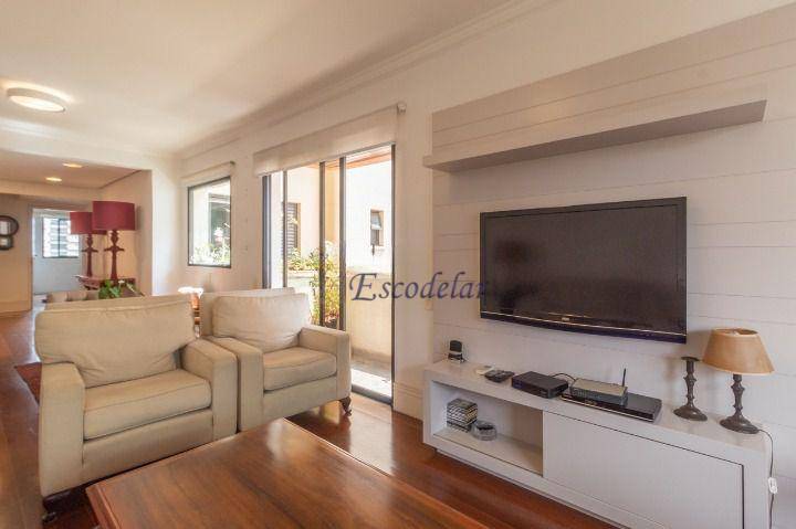 Apartamento à venda com 3 quartos, 210m² - Foto 9