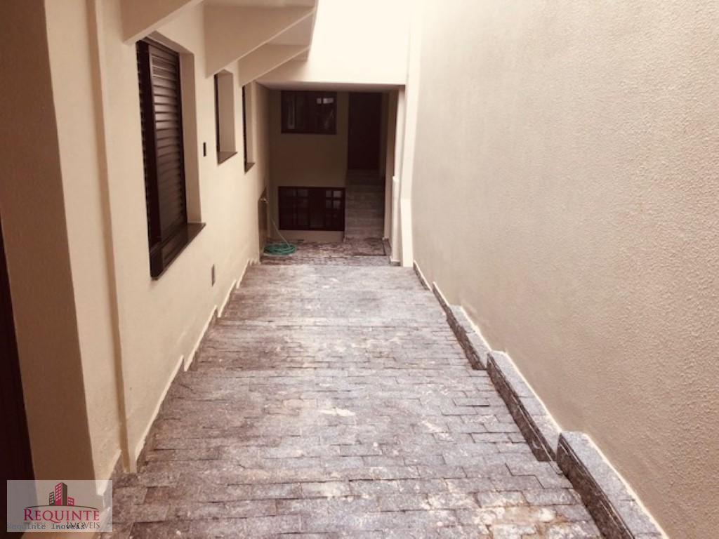 Casa à venda com 4 quartos, 290m² - Foto 25