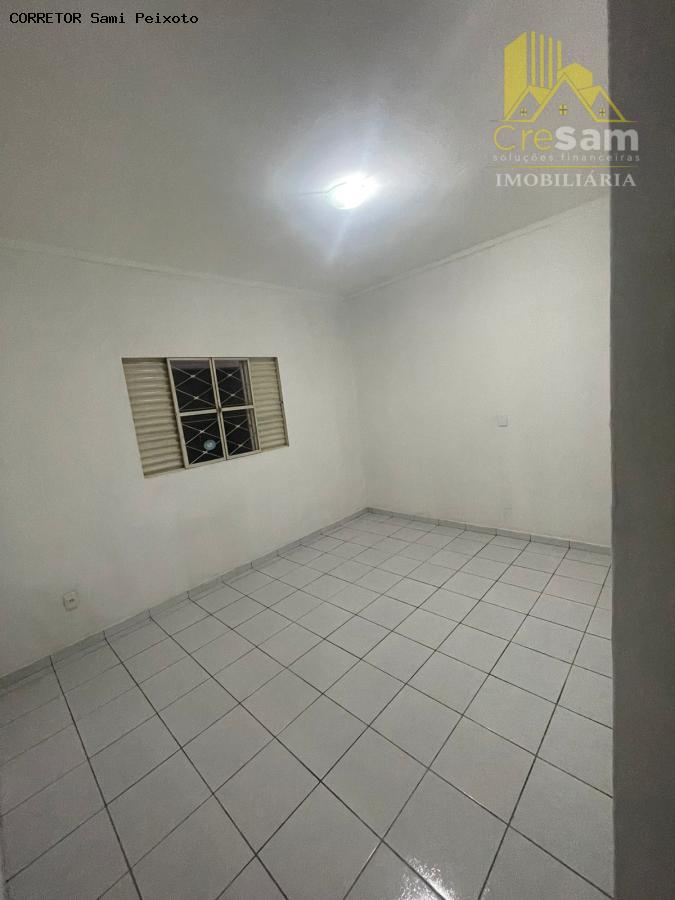 Casa à venda com 2 quartos, 125m² - Foto 13