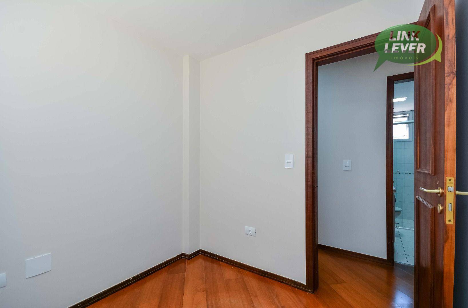 Apartamento à venda com 3 quartos, 61m² - Foto 28