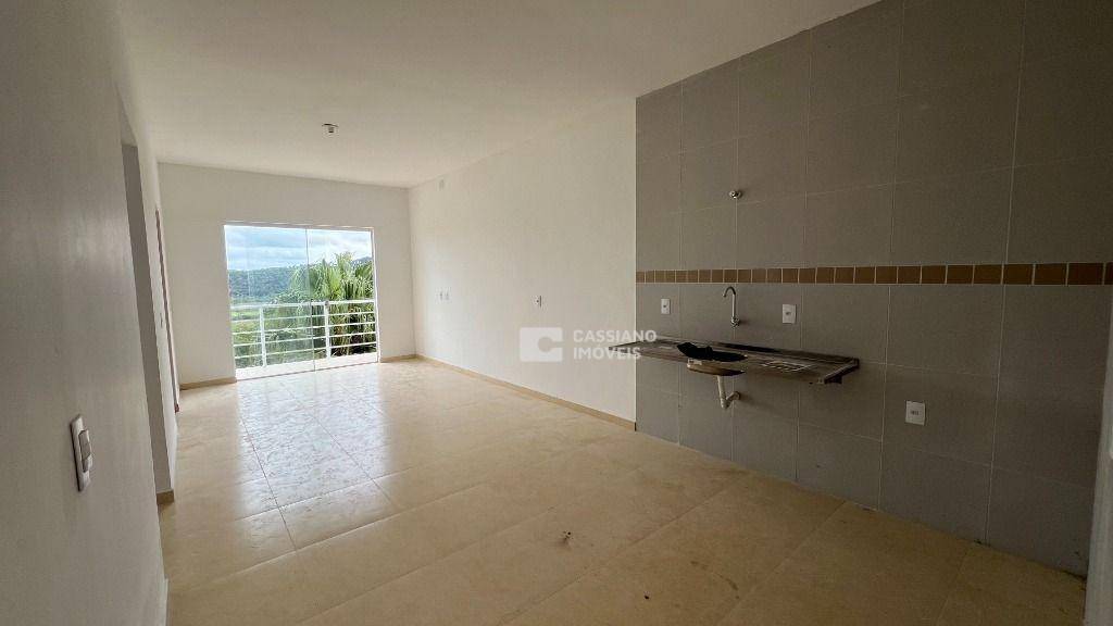 Casa à venda com 3 quartos, 250M2 - Foto 2