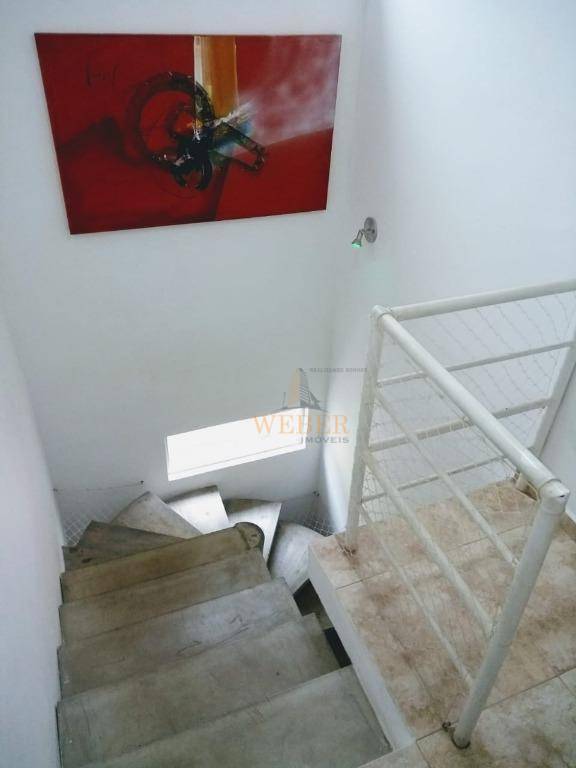 Casa à venda com 3 quartos, 150m² - Foto 13