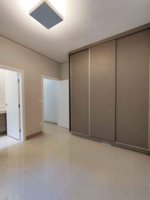 Casa de Condomínio à venda com 3 quartos, 212m² - Foto 19