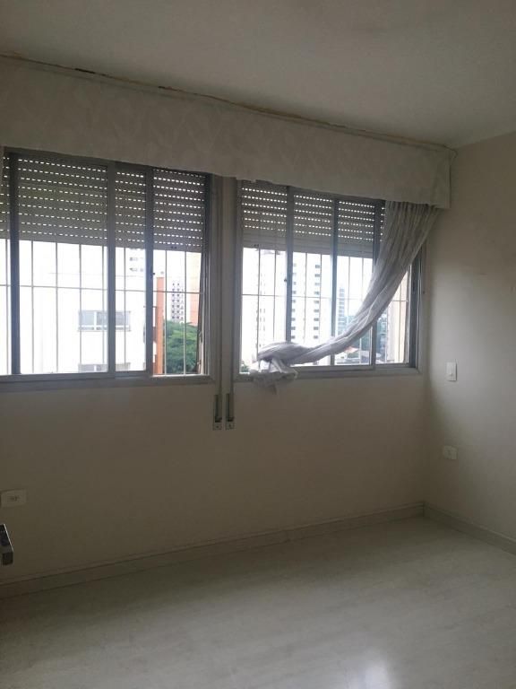 Apartamento para alugar com 4 quartos, 140m² - Foto 6