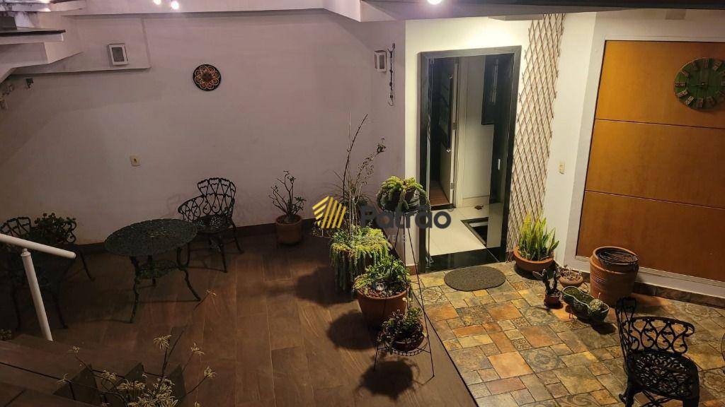 Cobertura, 3 quartos, 196 m² - Foto 5