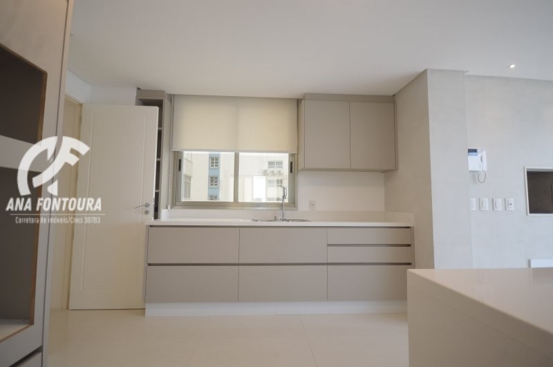 Apartamento à venda com 4 quartos, 367m² - Foto 16