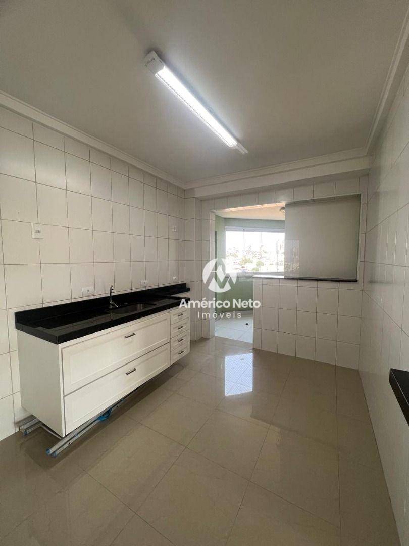 Apartamento para alugar com 3 quartos, 107m² - Foto 8