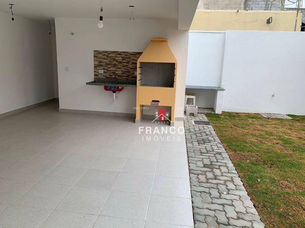 Casa à venda com 3 quartos, 208m² - Foto 19