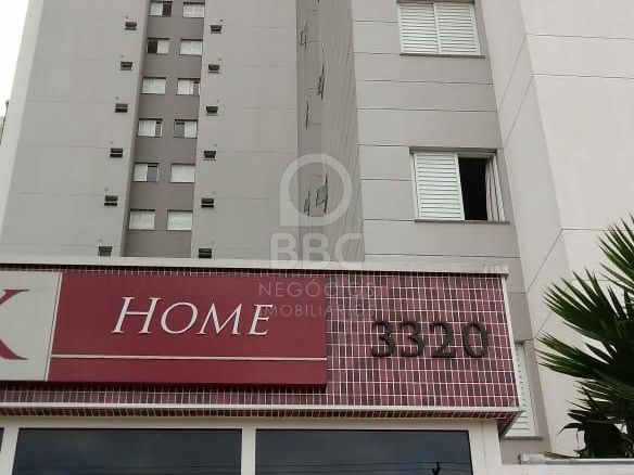 Apartamento à venda com 2 quartos, 79m² - Foto 1