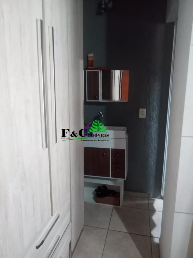 Casa à venda com 2 quartos, 200m² - Foto 13