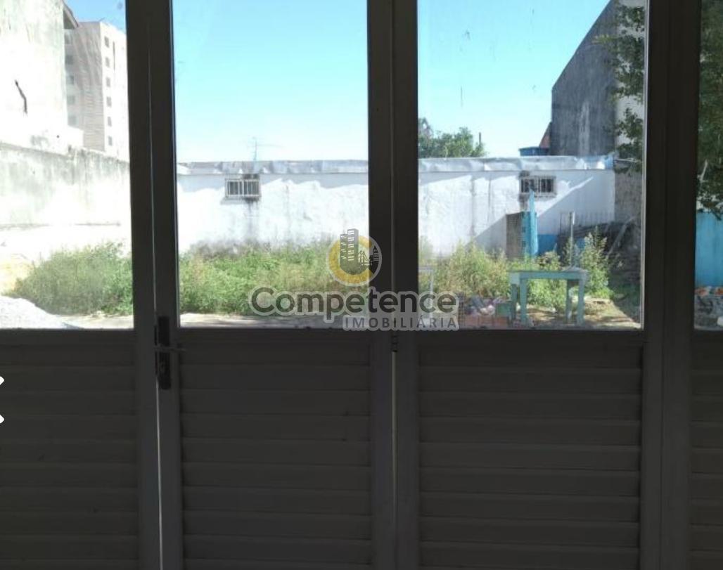 Casa à venda com 3 quartos, 90m² - Foto 6
