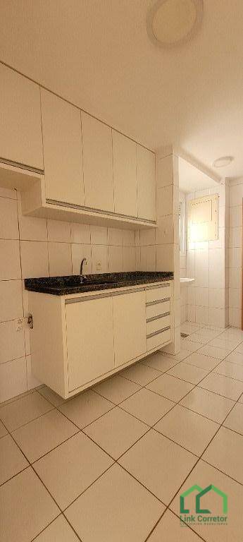 Apartamento à venda com 3 quartos, 83m² - Foto 5