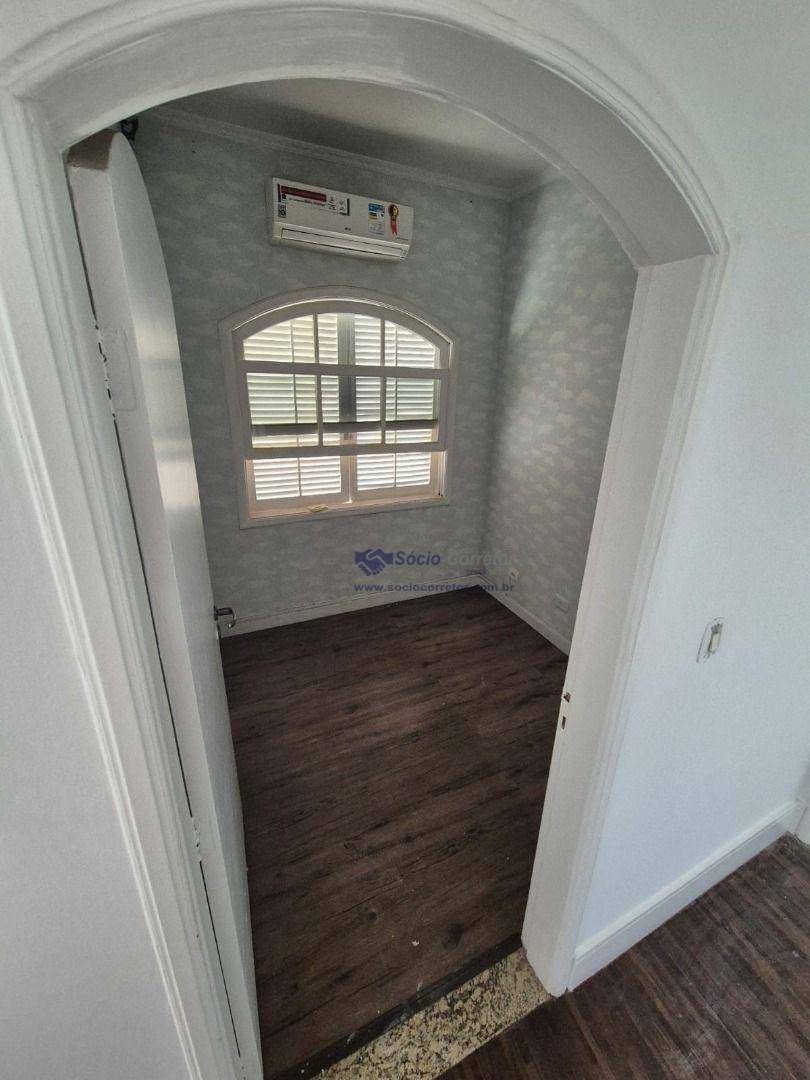Sobrado para alugar com 3 quartos, 250m² - Foto 14