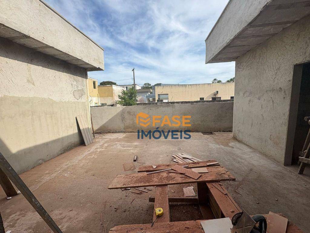 Casa de Condomínio à venda com 3 quartos, 179m² - Foto 15