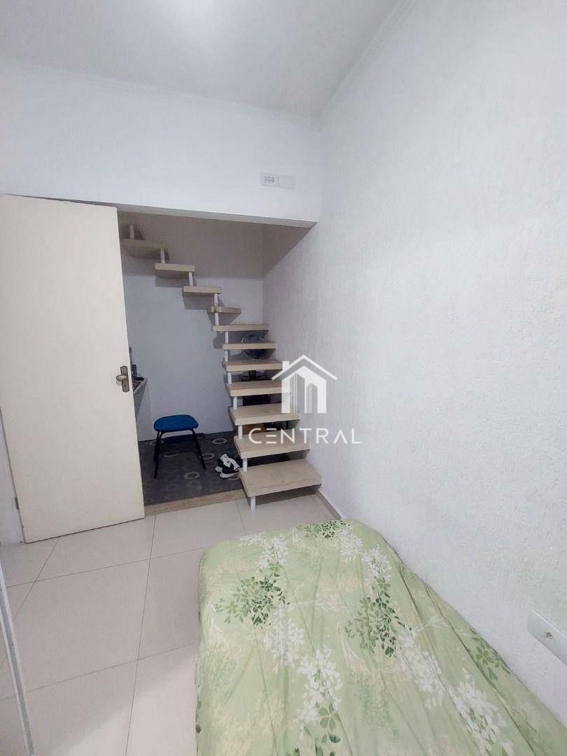 Sobrado à venda com 3 quartos, 180m² - Foto 11