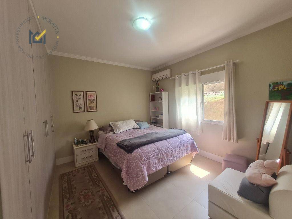 Casa de Condomínio à venda com 4 quartos, 550m² - Foto 10