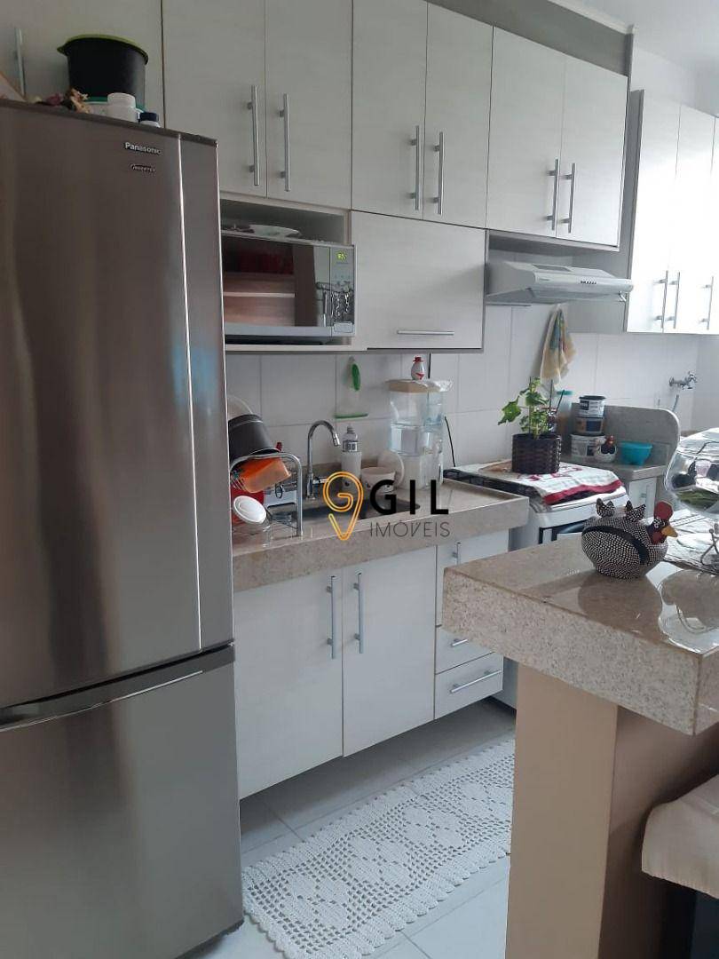 Apartamento à venda com 2 quartos, 44m² - Foto 10