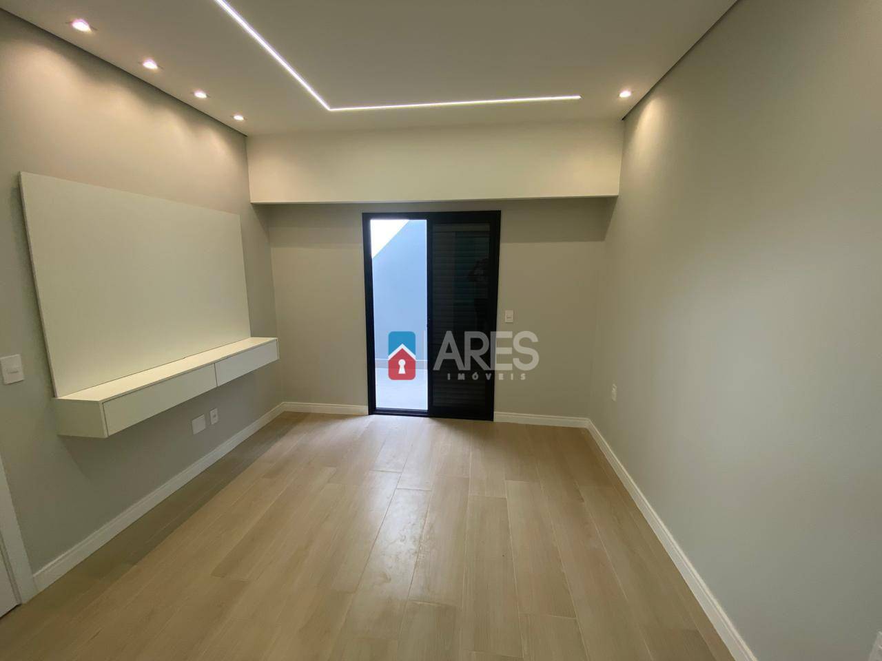 Casa à venda com 3 quartos, 177m² - Foto 16