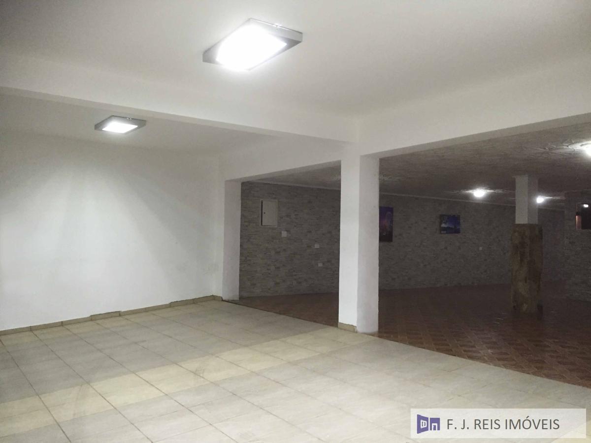 Casa à venda com 4 quartos, 550m² - Foto 31