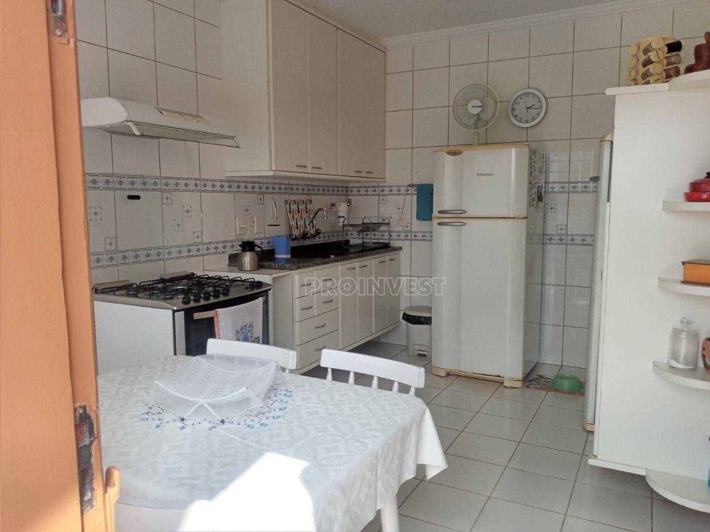 Casa de Condomínio à venda com 3 quartos, 220m² - Foto 12