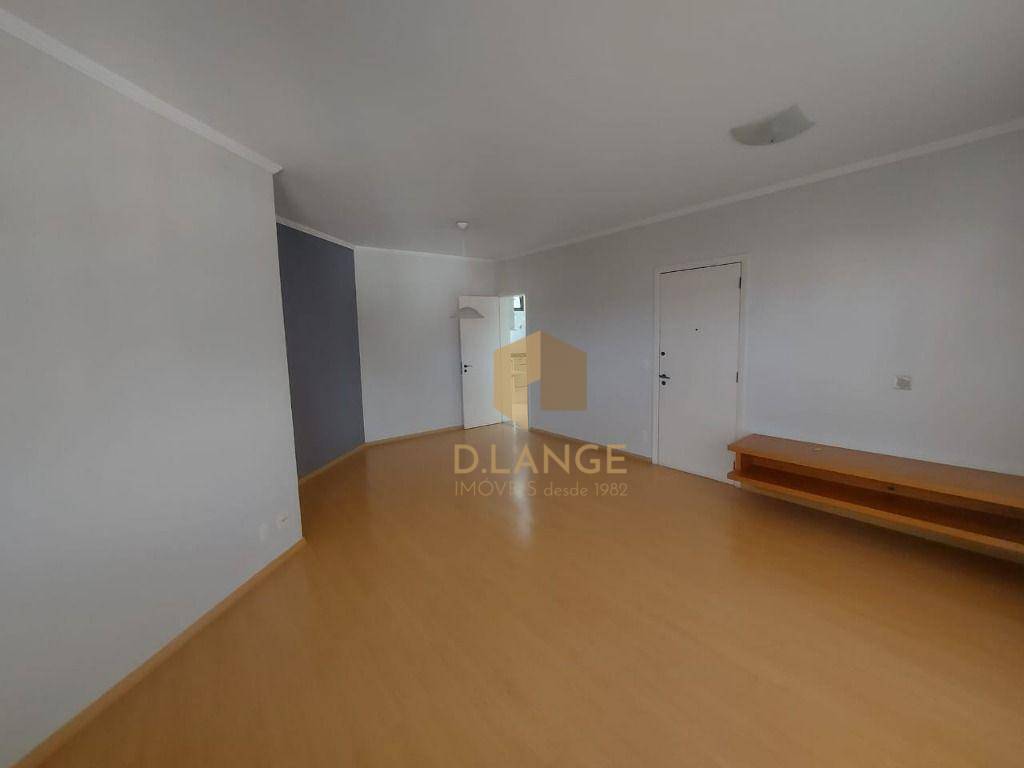 Apartamento à venda com 3 quartos, 96m² - Foto 3