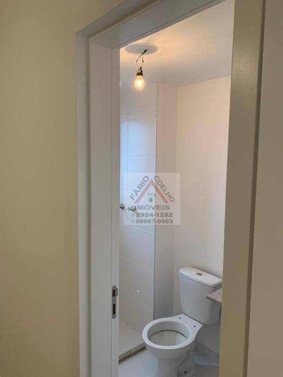 Apartamento à venda com 2 quartos, 59m² - Foto 2