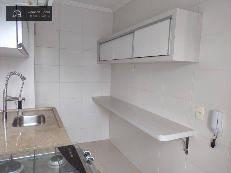 Apartamento para alugar com 2 quartos, 69m² - Foto 7