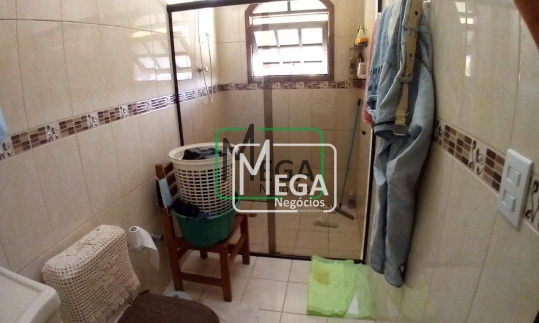 Casa à venda com 2 quartos, 90m² - Foto 8