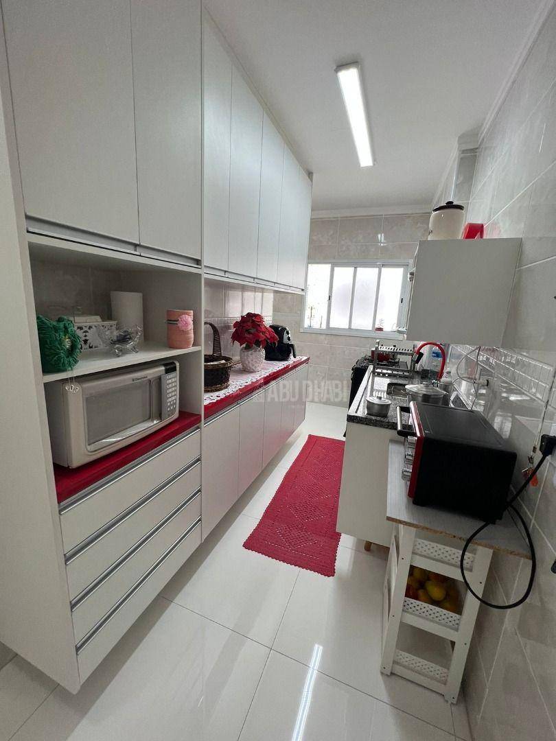 Apartamento à venda com 2 quartos, 72m² - Foto 12