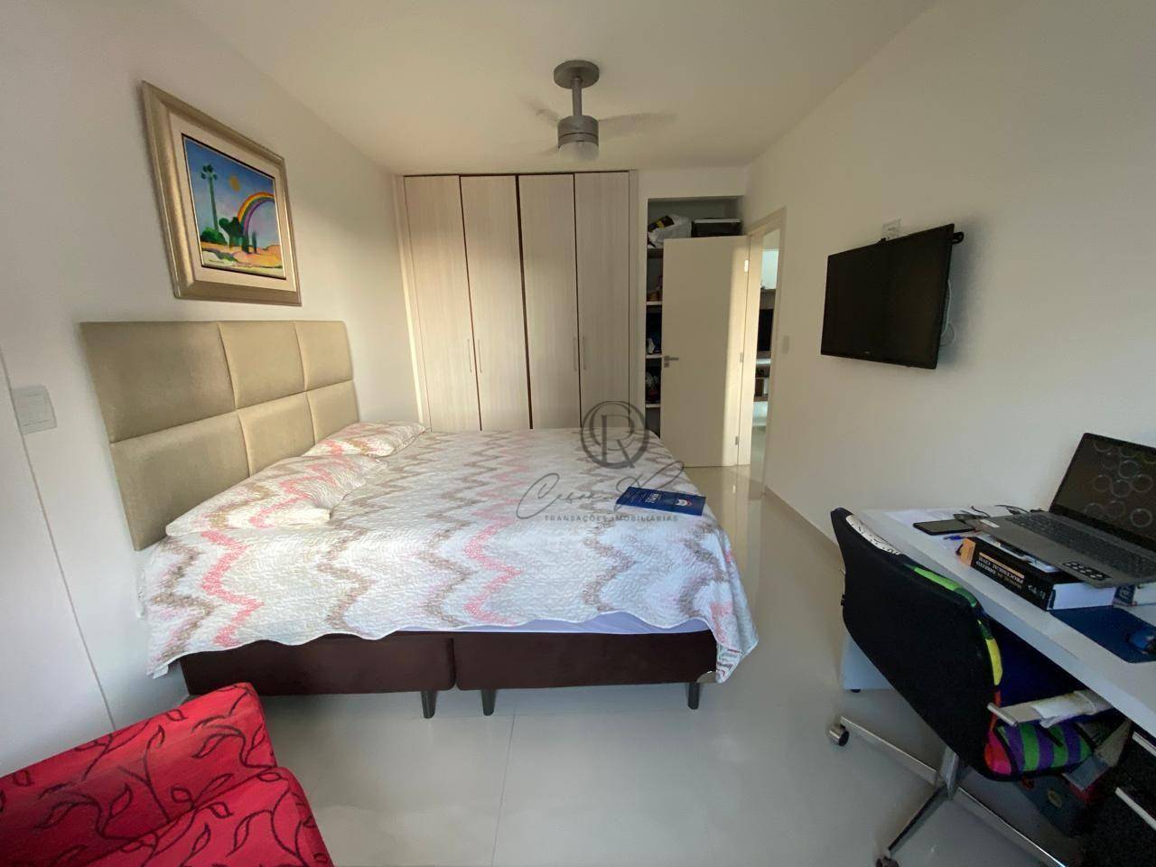Apartamento à venda com 3 quartos, 220m² - Foto 17