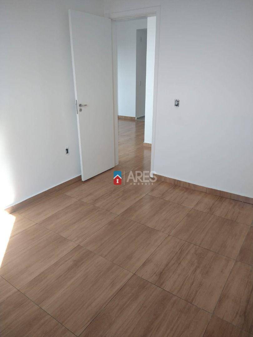 Apartamento à venda com 2 quartos, 53m² - Foto 13