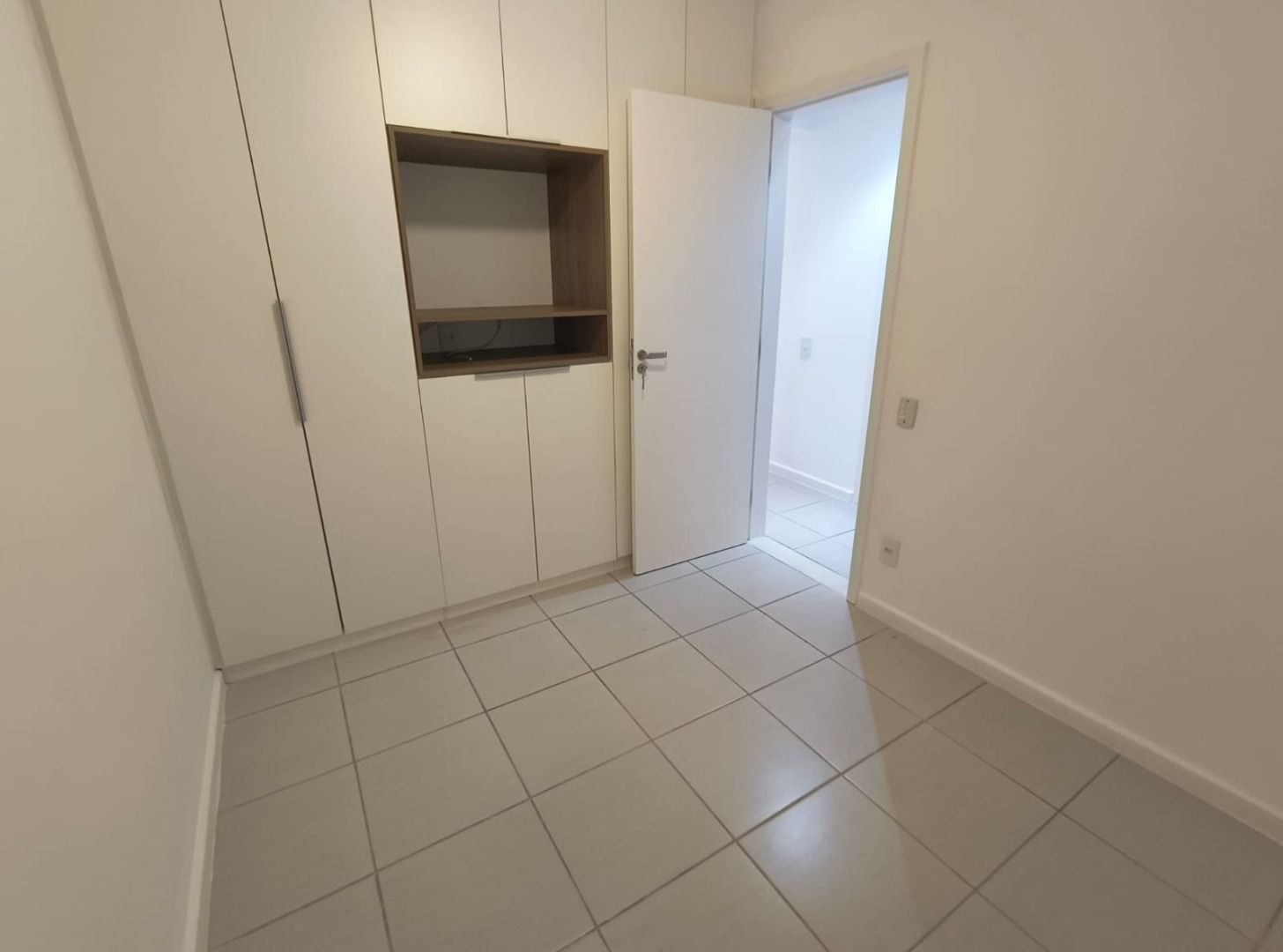 Apartamento para alugar com 3 quartos, 80m² - Foto 13