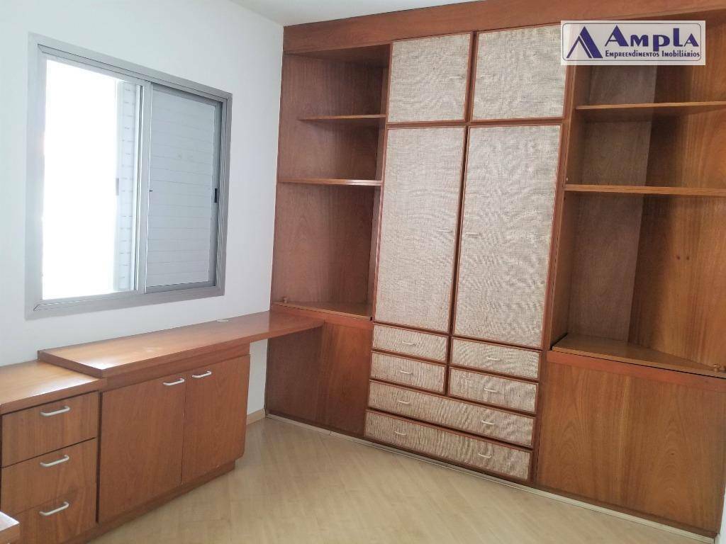 Apartamento para alugar com 2 quartos, 65m² - Foto 5