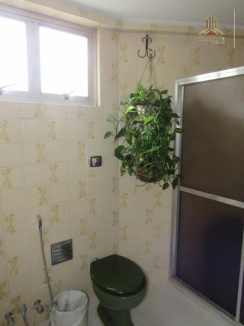 Apartamento à venda com 3 quartos, 130m² - Foto 12