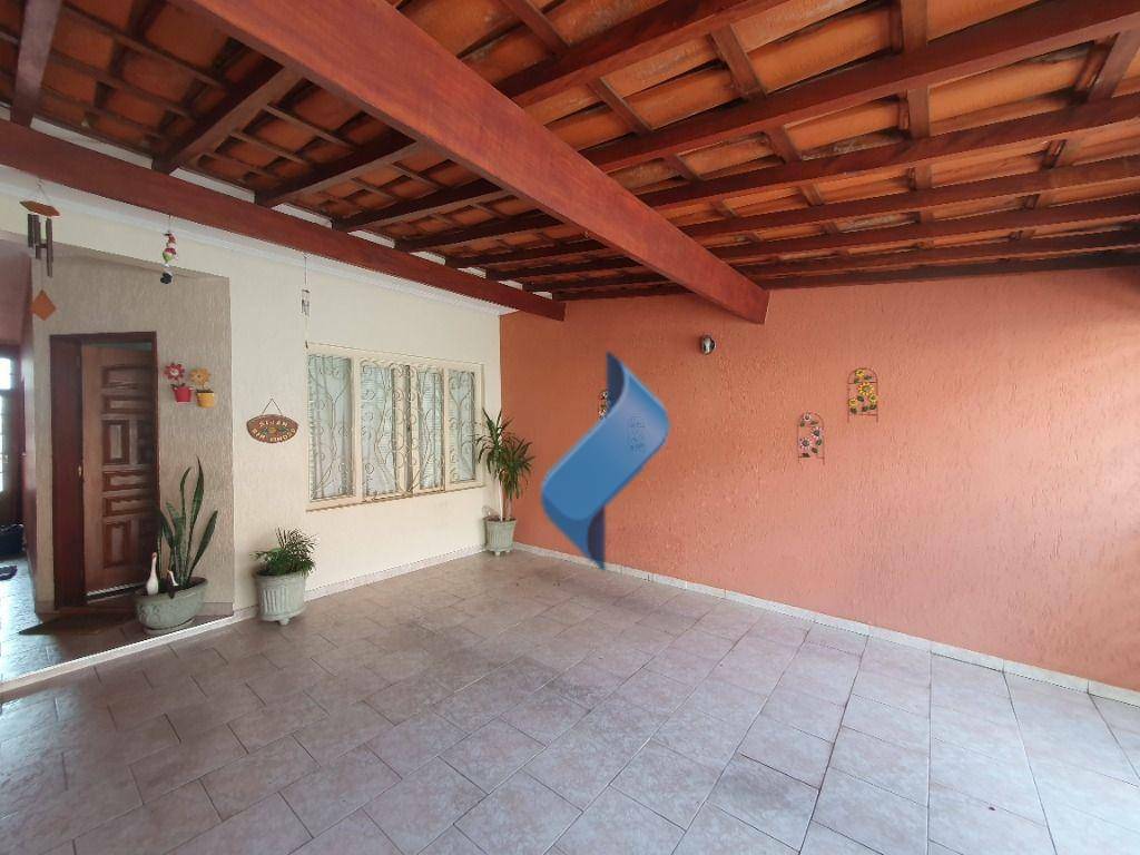 Casa à venda com 3 quartos, 145m² - Foto 4