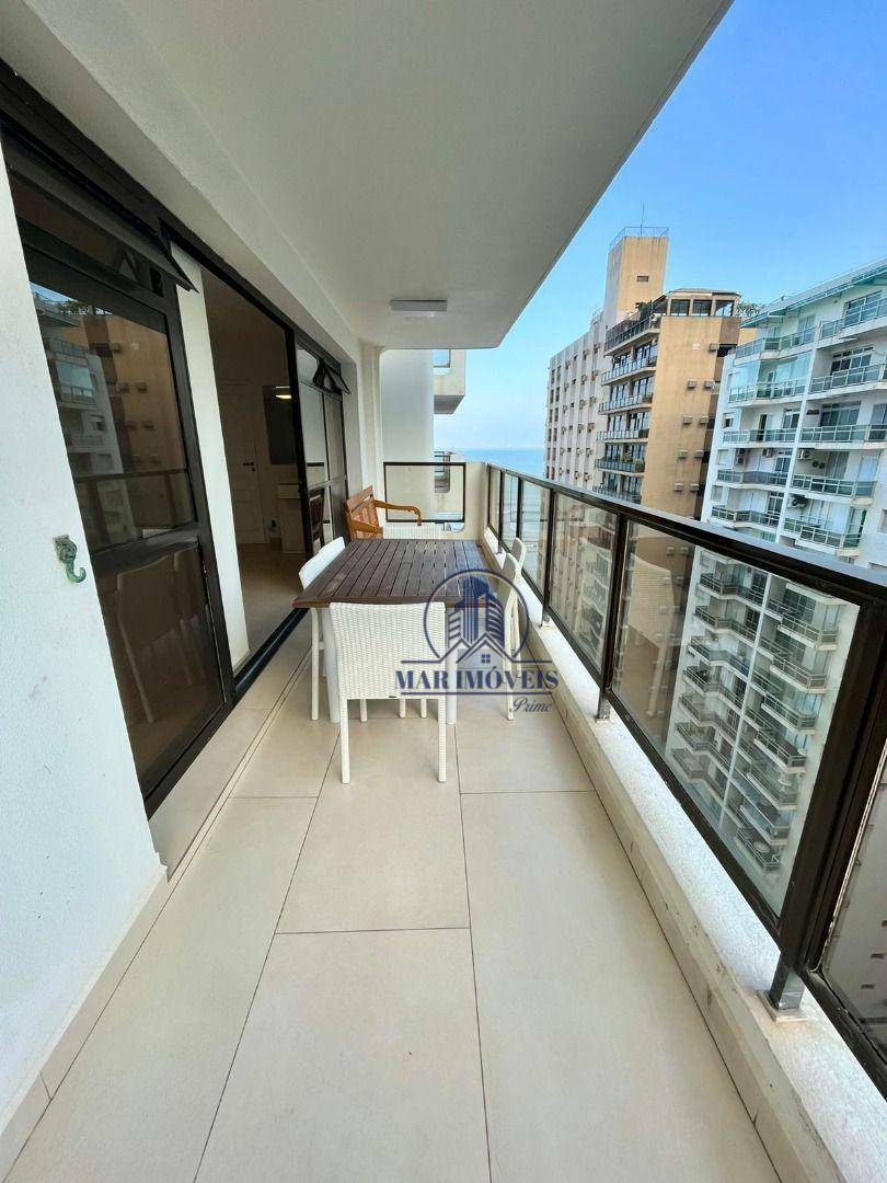 Apartamento à venda com 3 quartos, 150m² - Foto 2