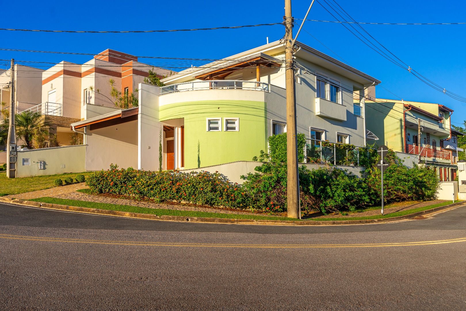 Casa de Condomínio à venda com 4 quartos, 276m² - Foto 42