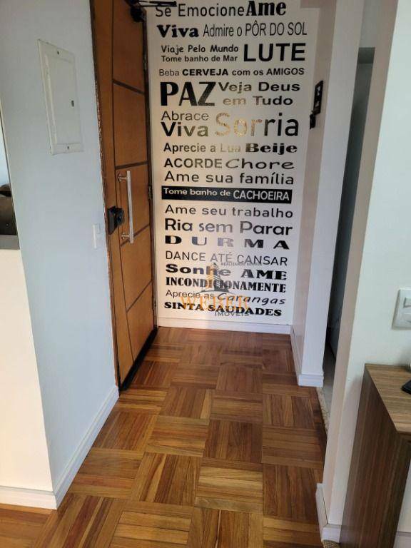 Apartamento à venda com 2 quartos, 61m² - Foto 10