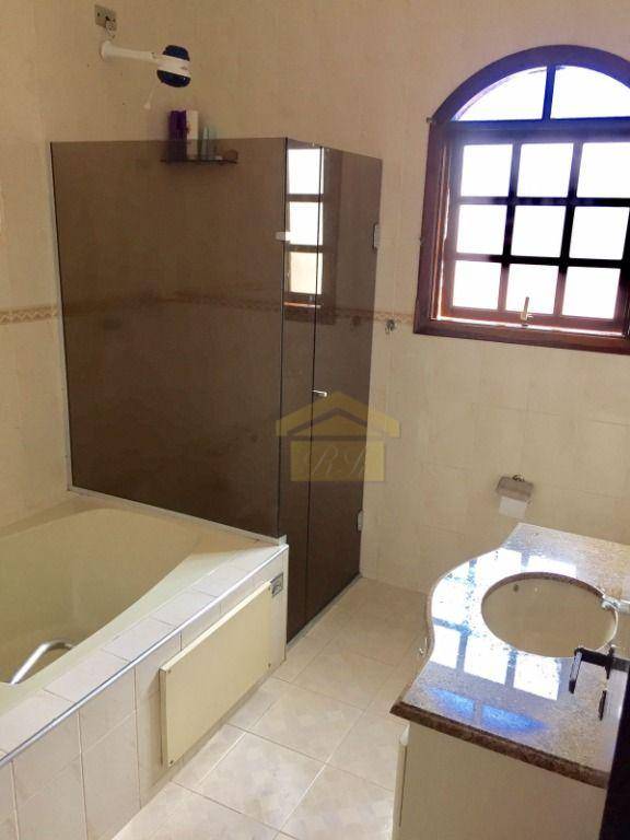 Sobrado à venda com 5 quartos, 241m² - Foto 12