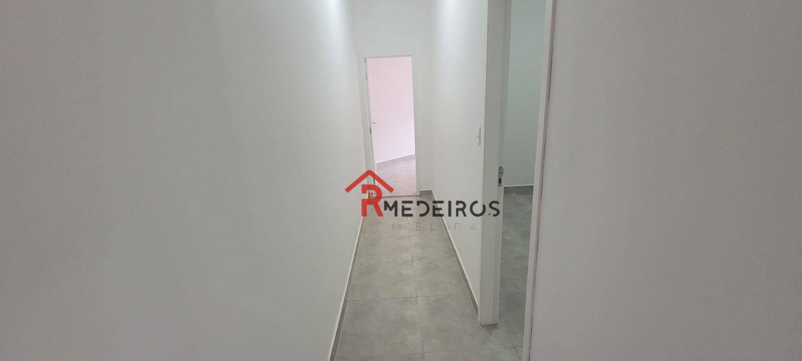 Casa à venda com 2 quartos, 60M2 - Foto 11