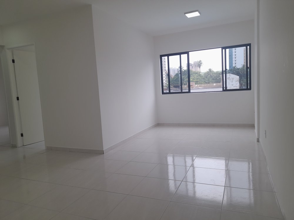 Apartamento à venda com 3 quartos, 69m² - Foto 1