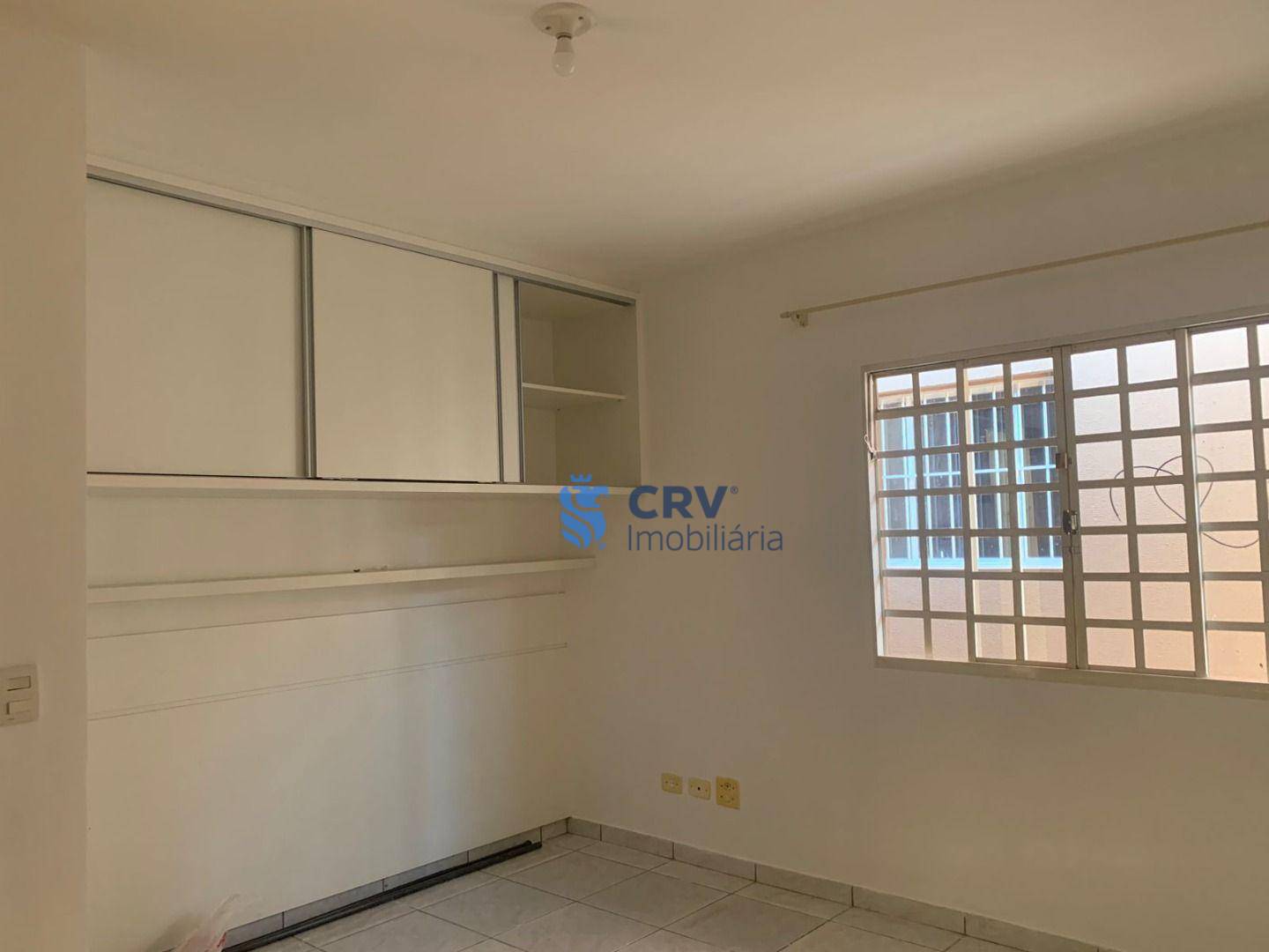 Casa à venda com 5 quartos, 180m² - Foto 9