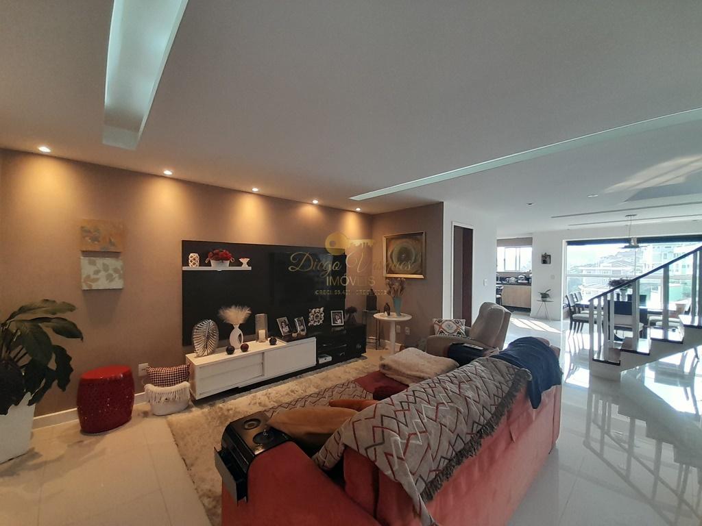 Casa de Condomínio à venda com 4 quartos, 365m² - Foto 4