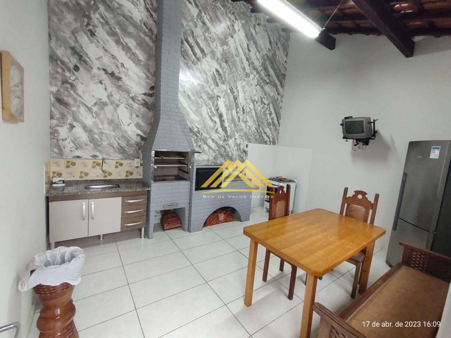 Casa à venda com 3 quartos, 180m² - Foto 17