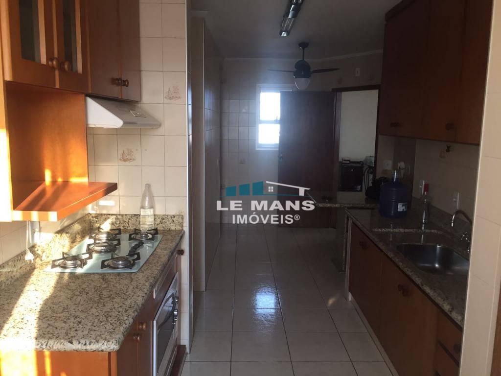 Apartamento à venda com 3 quartos, 101m² - Foto 8