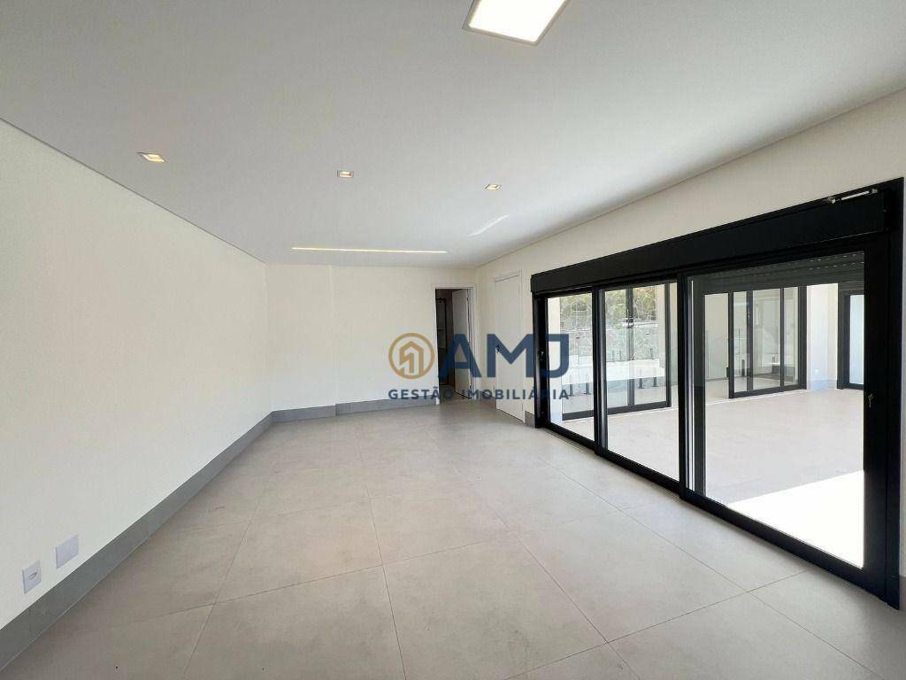 Sobrado à venda com 4 quartos, 314m² - Foto 18